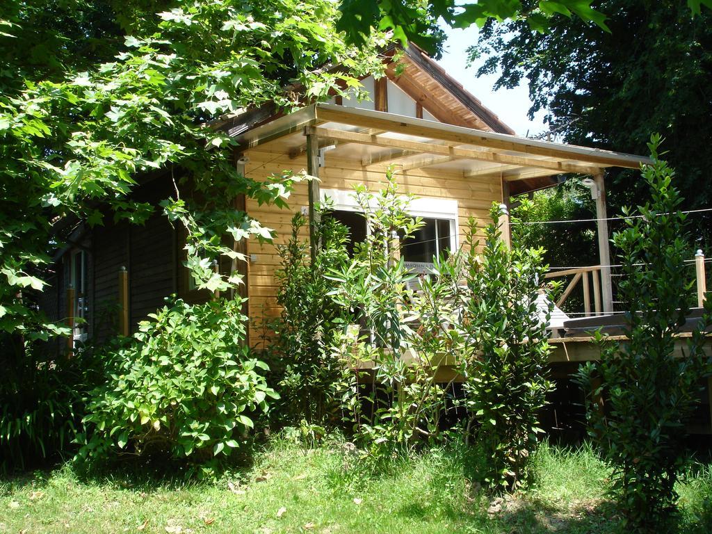 Marosenia Ttiki - Cabanes Et Spa Ascain Kültér fotó